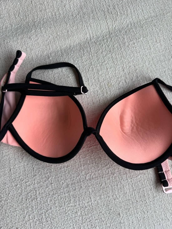 Victoria's Secret Pink and Black Padded Bikini Top - Picture 2 of 3